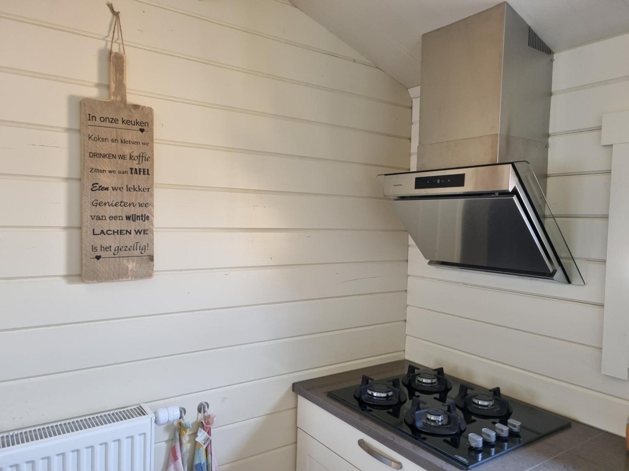Nieuw - Luxe Blokhut Chalet In Bosrijke Omgeving Anloo Esterno foto