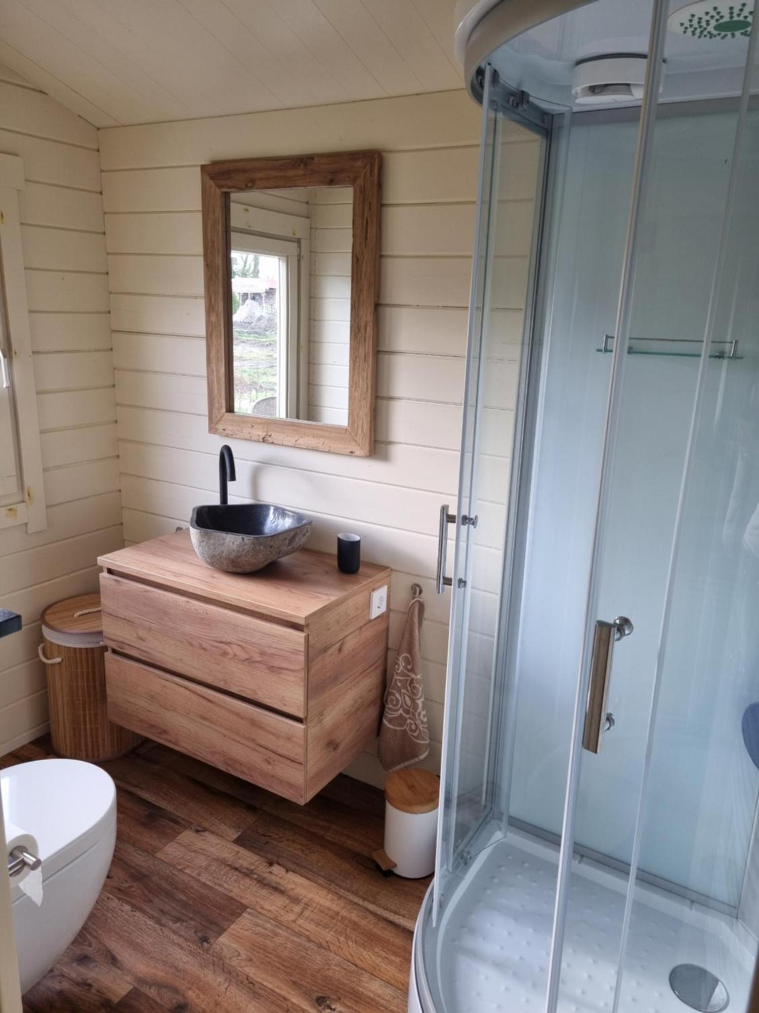 Nieuw - Luxe Blokhut Chalet In Bosrijke Omgeving Anloo Esterno foto