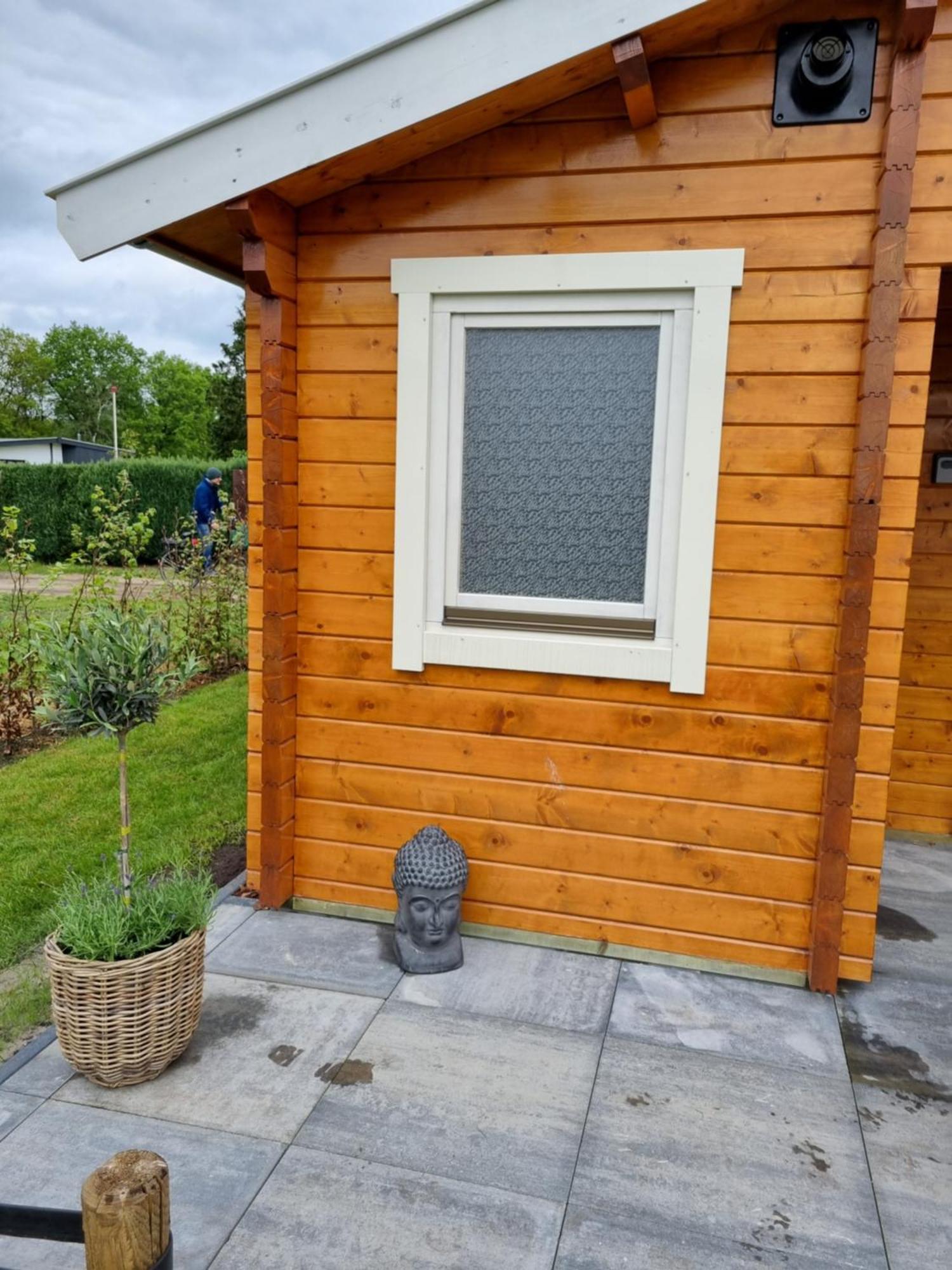Nieuw - Luxe Blokhut Chalet In Bosrijke Omgeving Anloo Esterno foto
